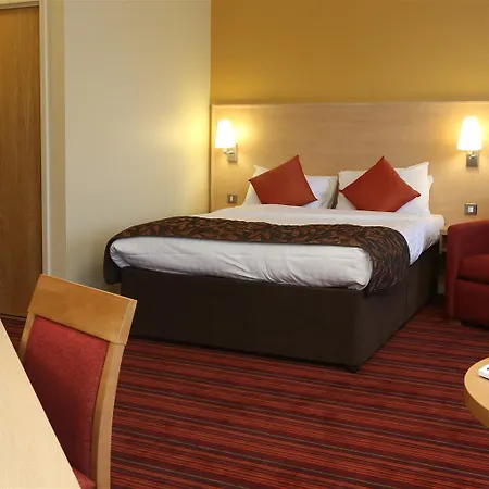 Western Metro Maypole Hotel 2*